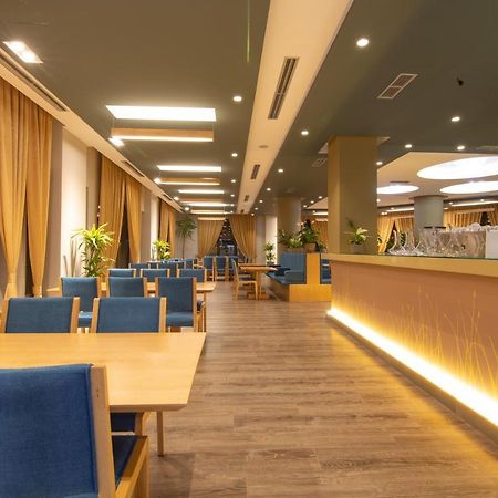 Sahati Hotel & Restaurant Korce Exterior photo